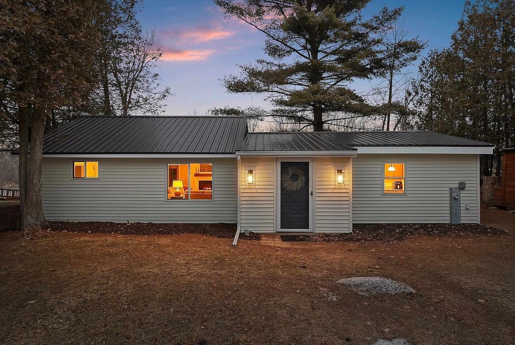 Photo of 9762 Gray Lake ROAD, Gillett, WI 54124 (MLS # 50321858)