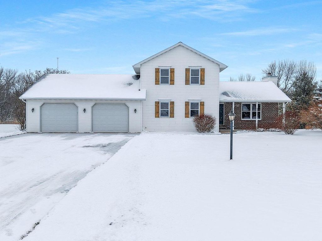 Photo of 6220 Maribel ROAD, Denmark, WI 54208 (MLS # 50318828)