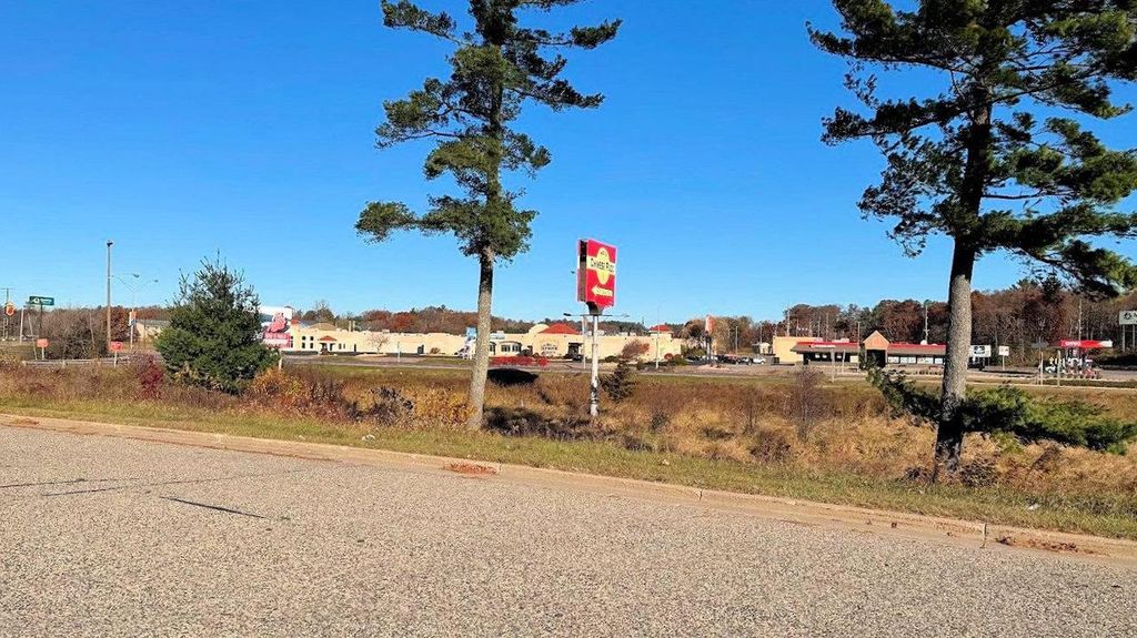 Photo of 630 S Frontage ROAD, Wisconsin Dells, WI 53965 (MLS # 2011984)