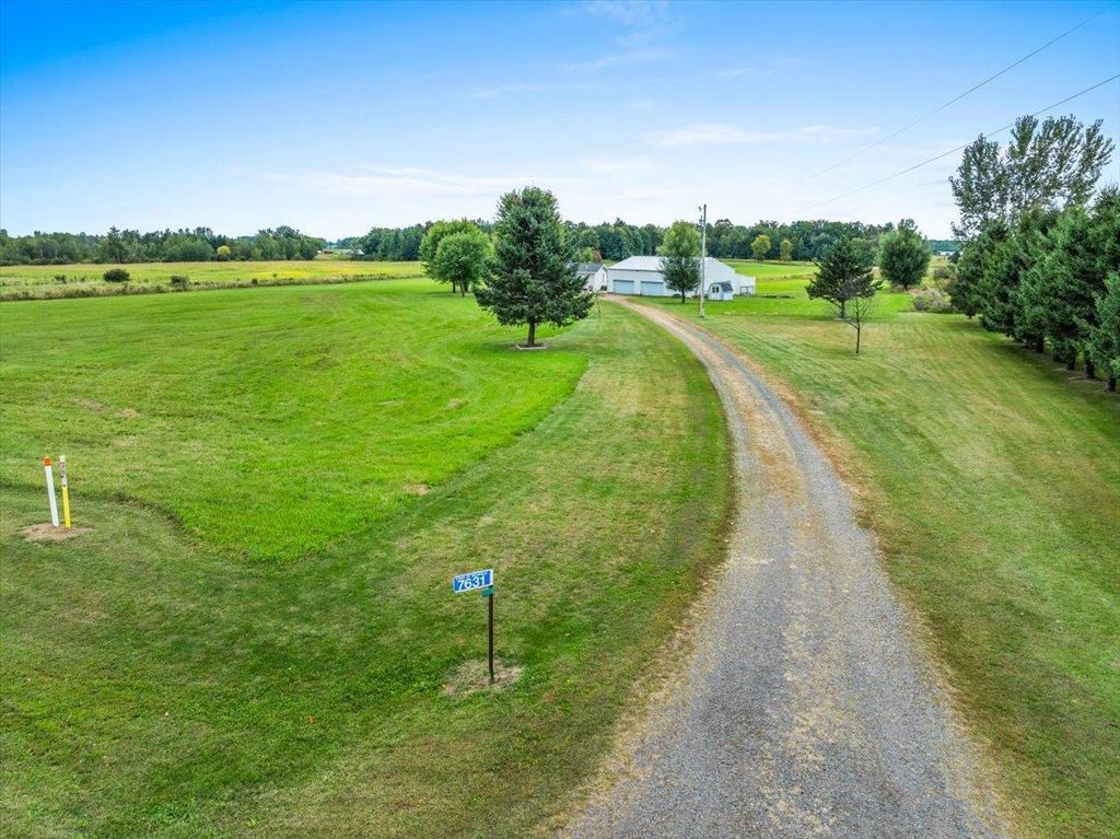 Photo of 7631 Bluff DRIVE, Arpin, WI 54410 (MLS # 22504342)