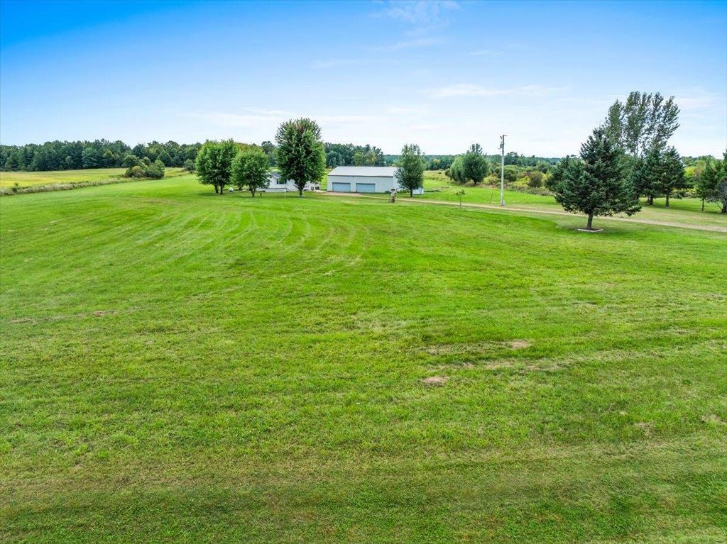 Photo of 7631 Bluff DRIVE, Arpin, WI 54410 (MLS # 22504342)