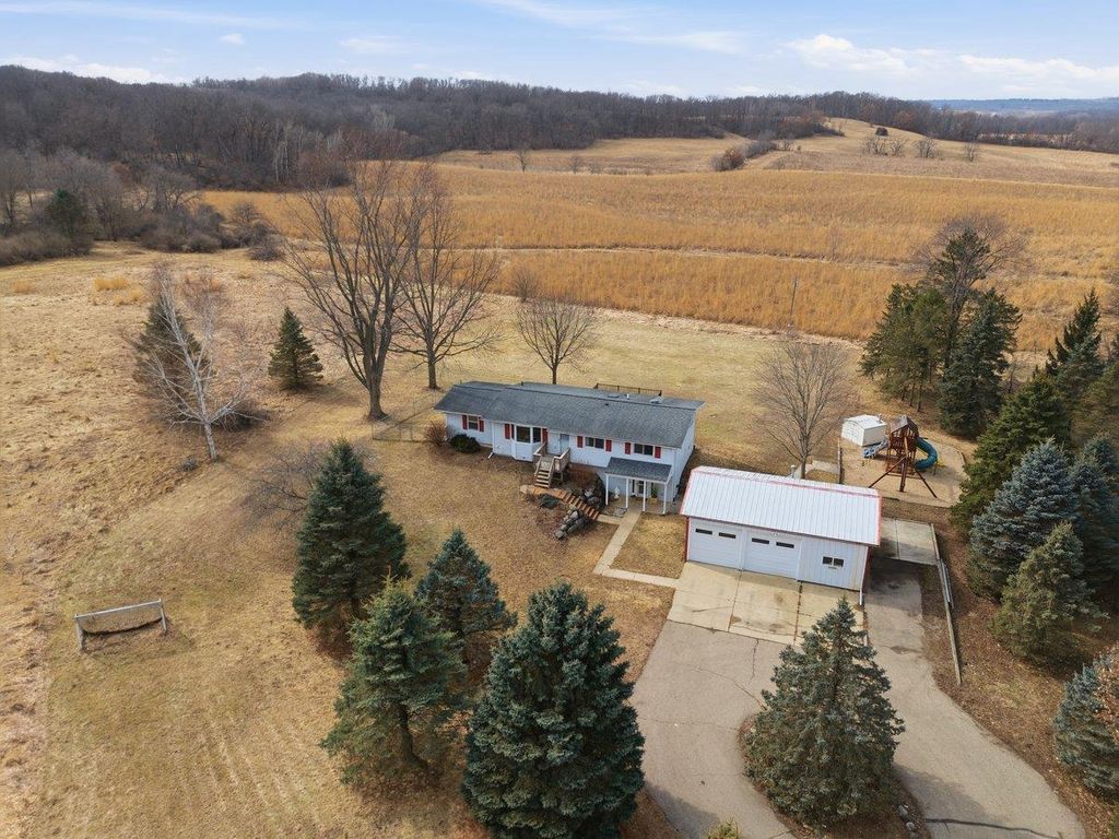Photo of 497 Sugar Hill ROAD, Brooklyn, WI 53521 (MLS # 2017585)