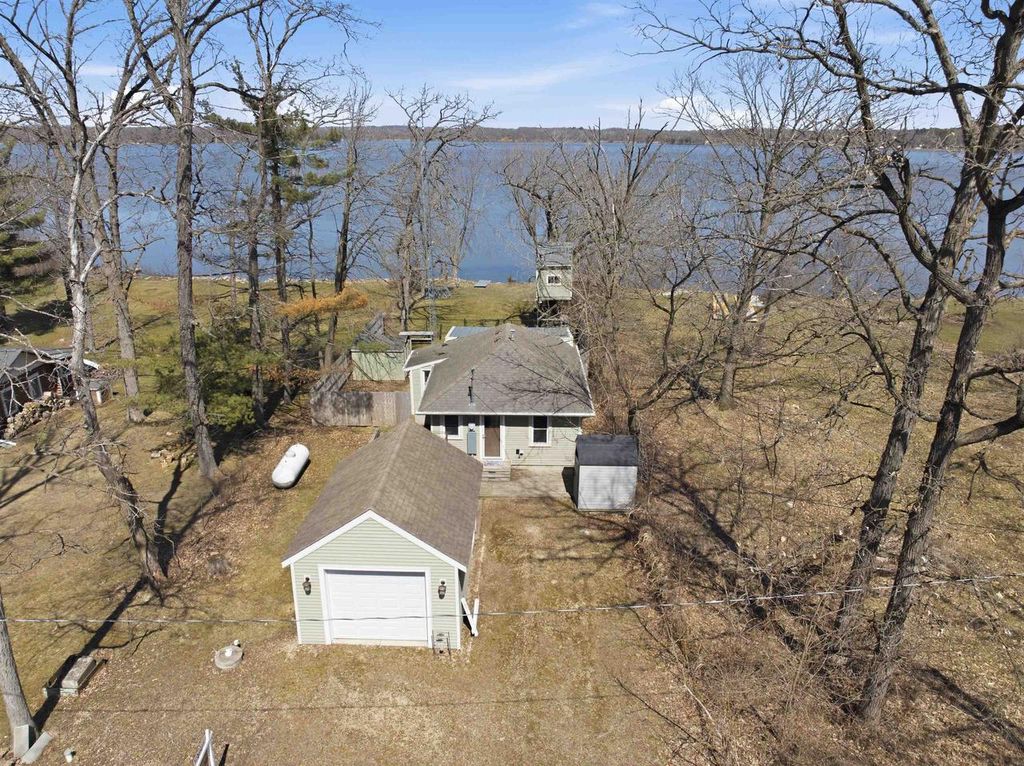 Photo of 110 Grouse COURT, Briggsville, WI 53920 (MLS # 2019884)