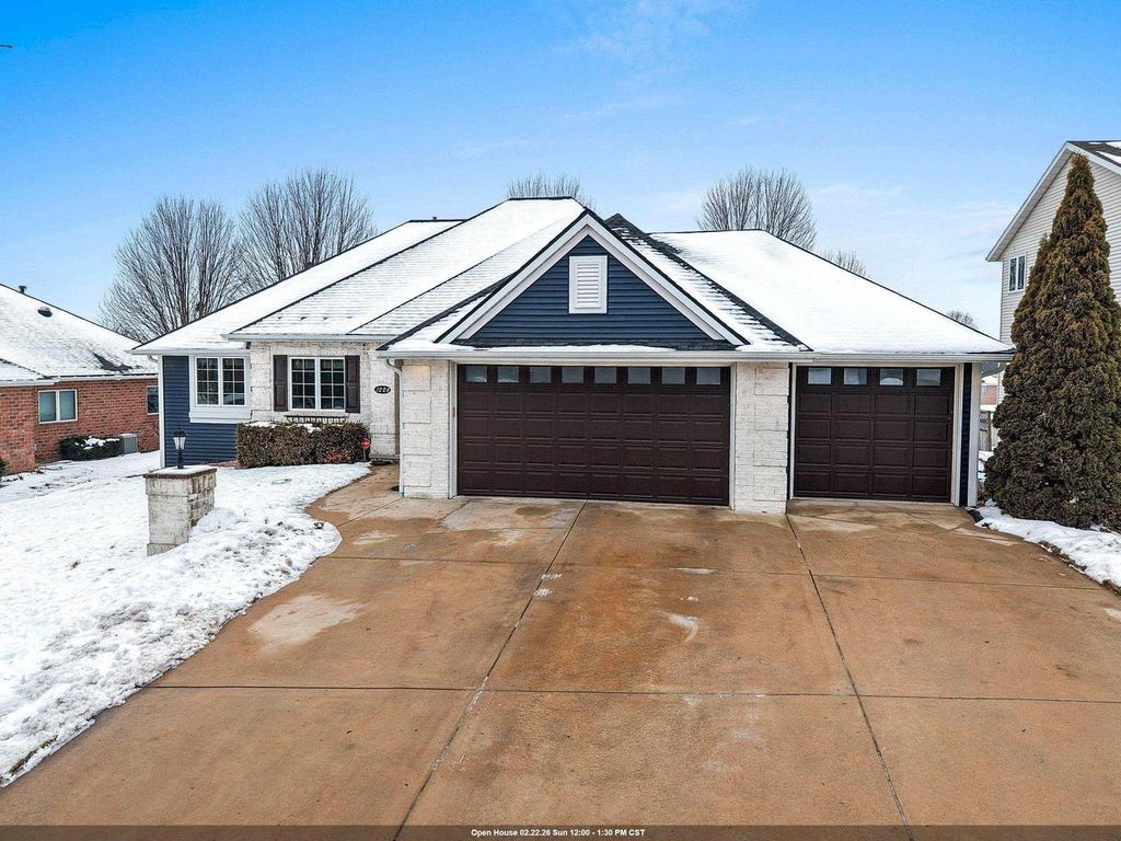 Photo of 1228 Gail DRIVE, Green Bay, WI 54311 (MLS # 50319768)