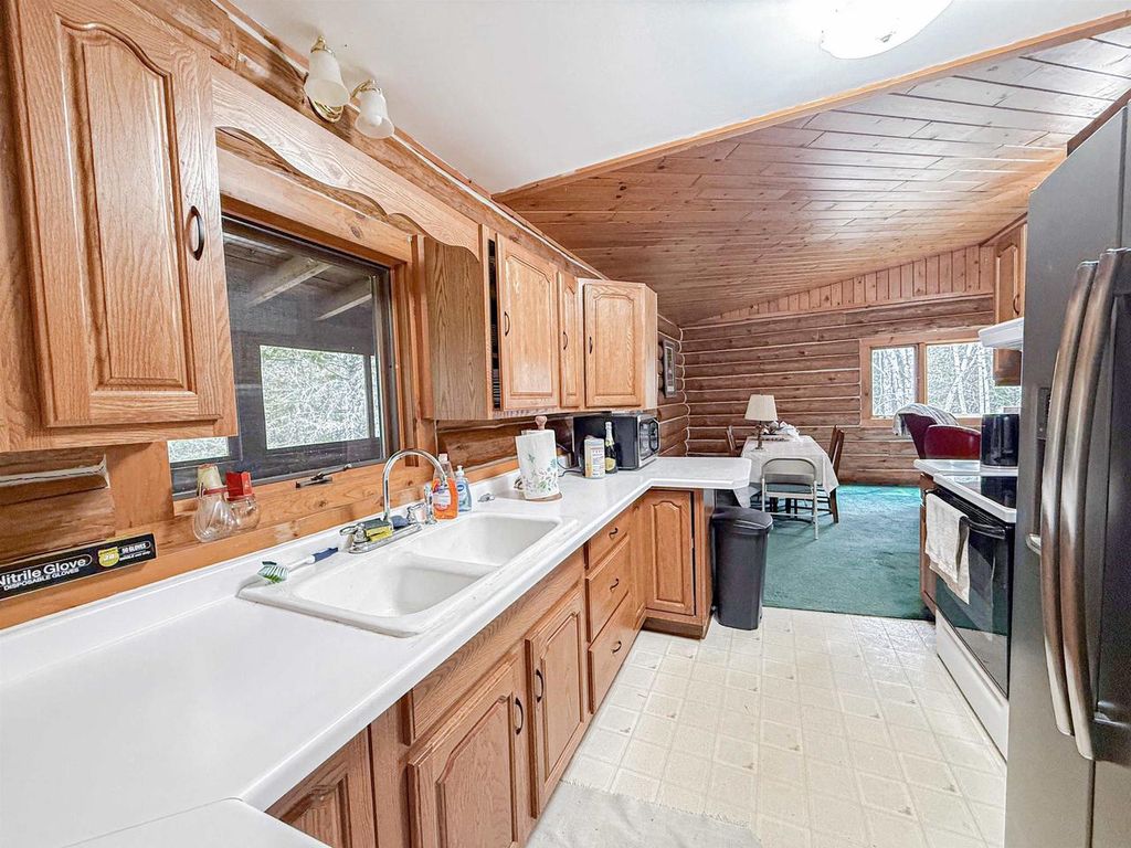 Photo of 463 West Fischer Lake PARKWAY, Niagara, WI 54151 (MLS # 50325266)