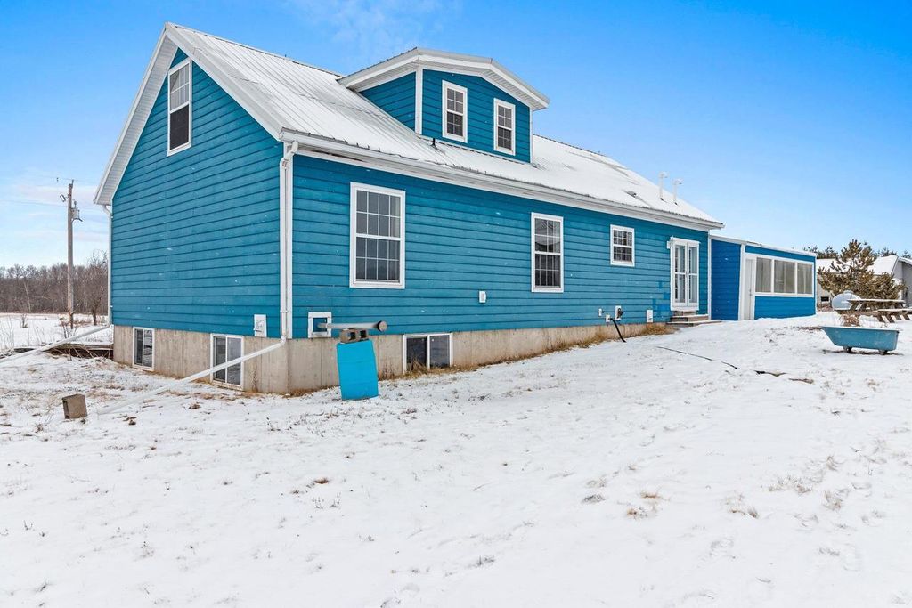 Photo of W5221 Loucks ROAD, Peshtigo, WI 54157 (MLS # 50320200)