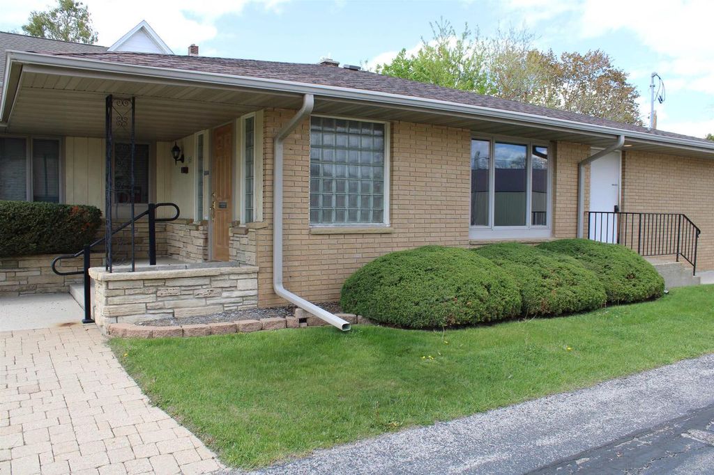 Photo of 130 N Fond du Lac AVENUE, Campbellsport, WI 53010 (MLS # 50325194)