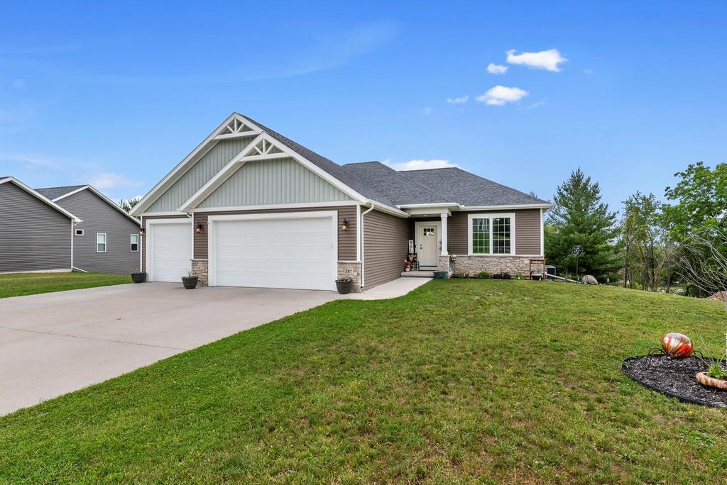 Photo of 387 Drumlin LOOP, Ripon, WI 54971 (MLS # 1969150)