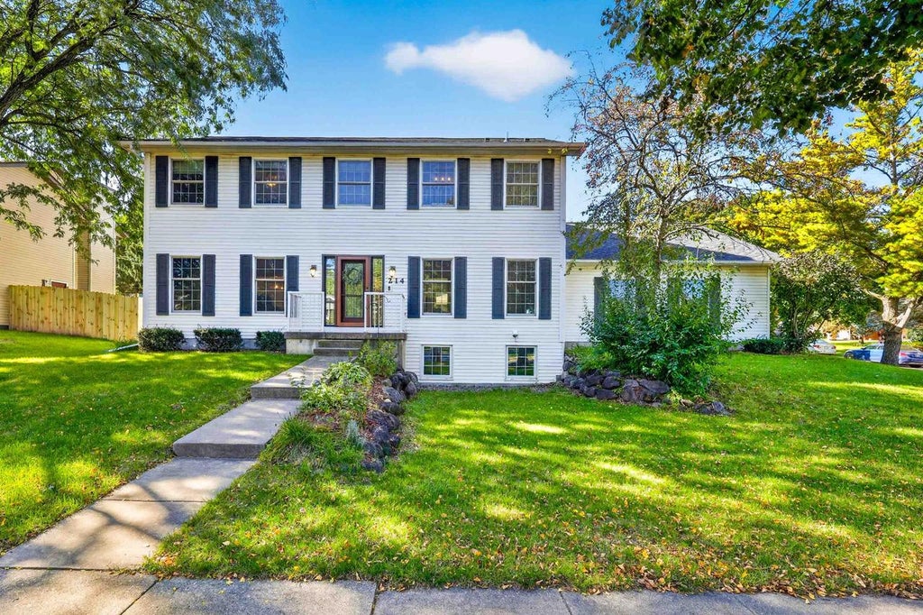 Photo of 214 N High Point ROAD, Madison, WI 53717 (MLS # 2034263)