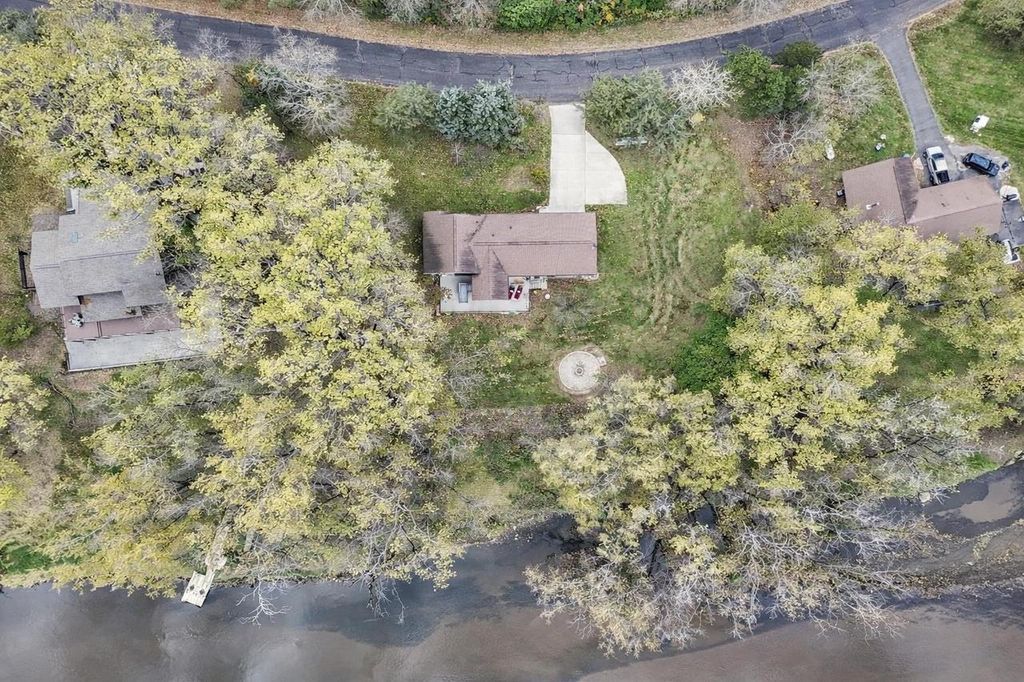 Photo of N5630 Thunderbird ROAD, Portage, WI 53901 (MLS # 2015212)