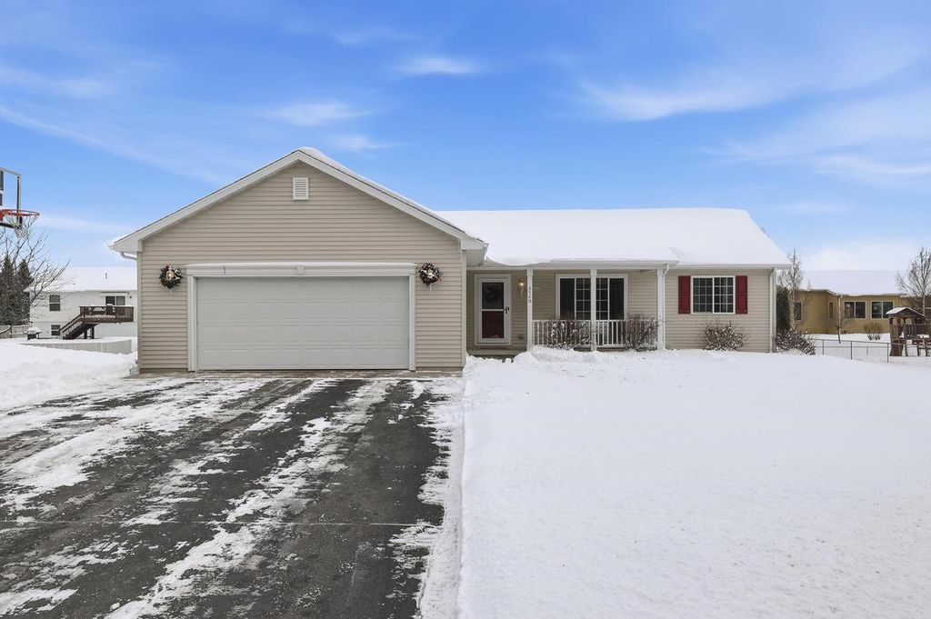 Photo of 3540 Cleveland AVENUE, Plover, WI 54467 (MLS # 22505719)