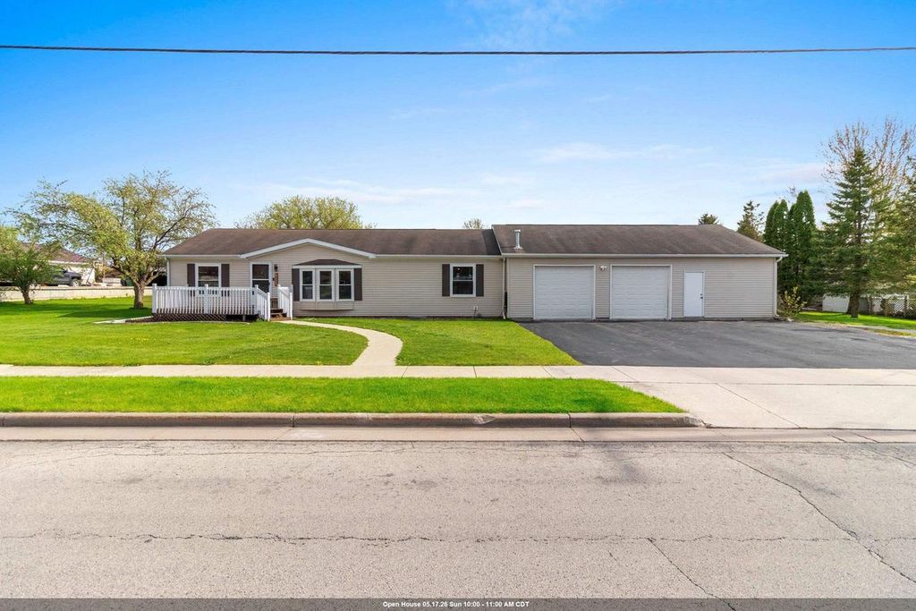 Photo of 111 E National AVENUE, Brillion, WI 54110 (MLS # 50325416)