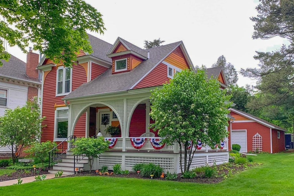 Photo of 199 E Park AVENUE, Berlin, WI 54923 (MLS # 50327722)