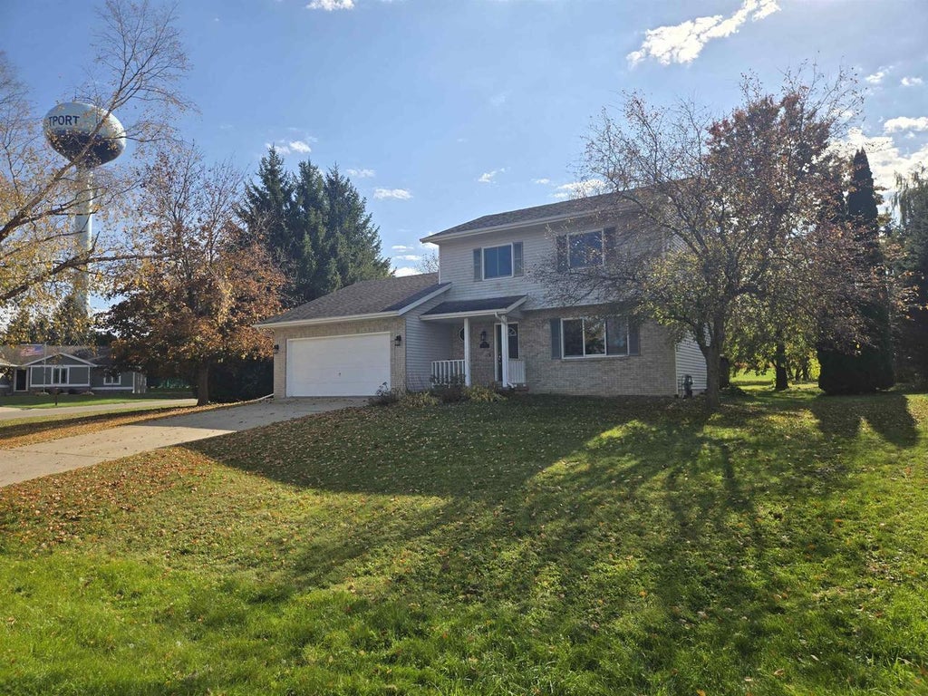 Photo of 5564 Shannon WAY, Waunakee, WI 53597 (MLS # 2035664)