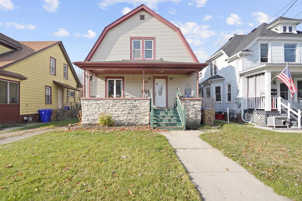 Photo of 6606 21st AVENUE, Kenosha, WI 53143 (MLS # 1944112)