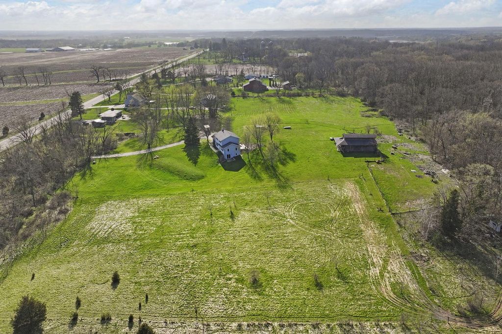 Photo of 26326 Durand AVENUE, Kansasville, WI 53139 (MLS # 1958422)