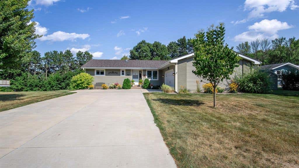 Photo of 2229 Orchard PLACE, Eau Claire, WI 54703 (MLS # 1604403)