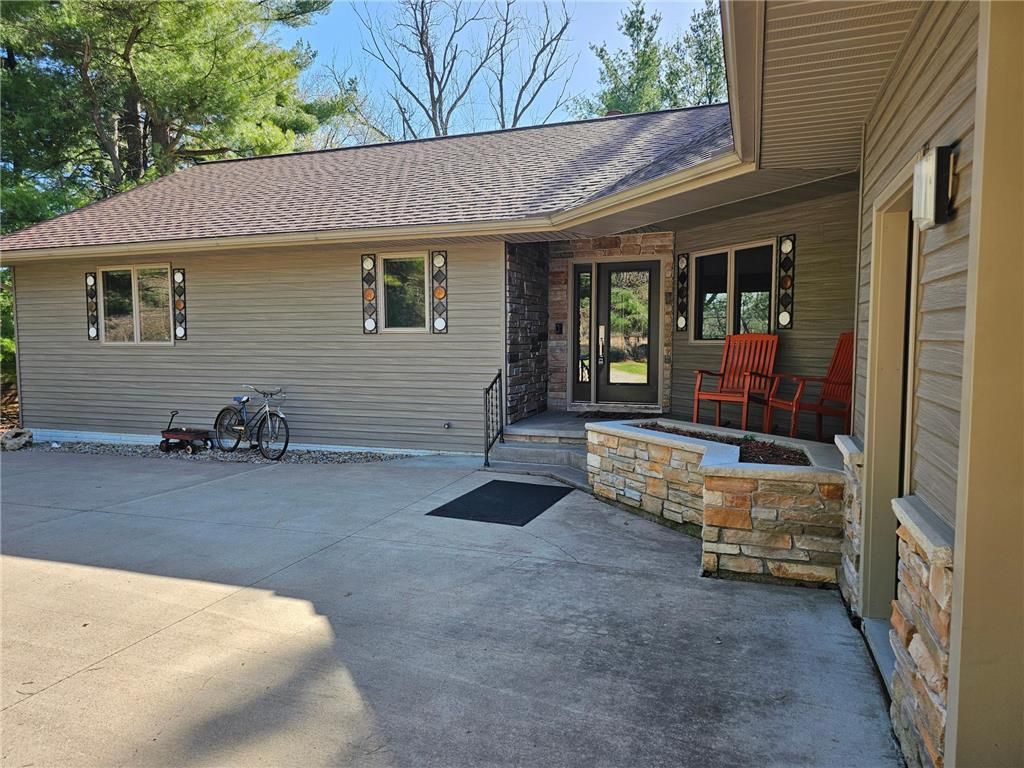 Photo of W10439 880th AVENUE, River Falls, WI 54022 (MLS # 7024323)