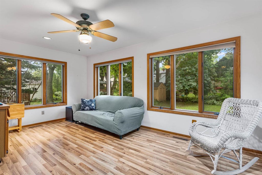 Photo of 4121 Mineral Point ROAD, Madison, WI 53705 (MLS # 2032523)