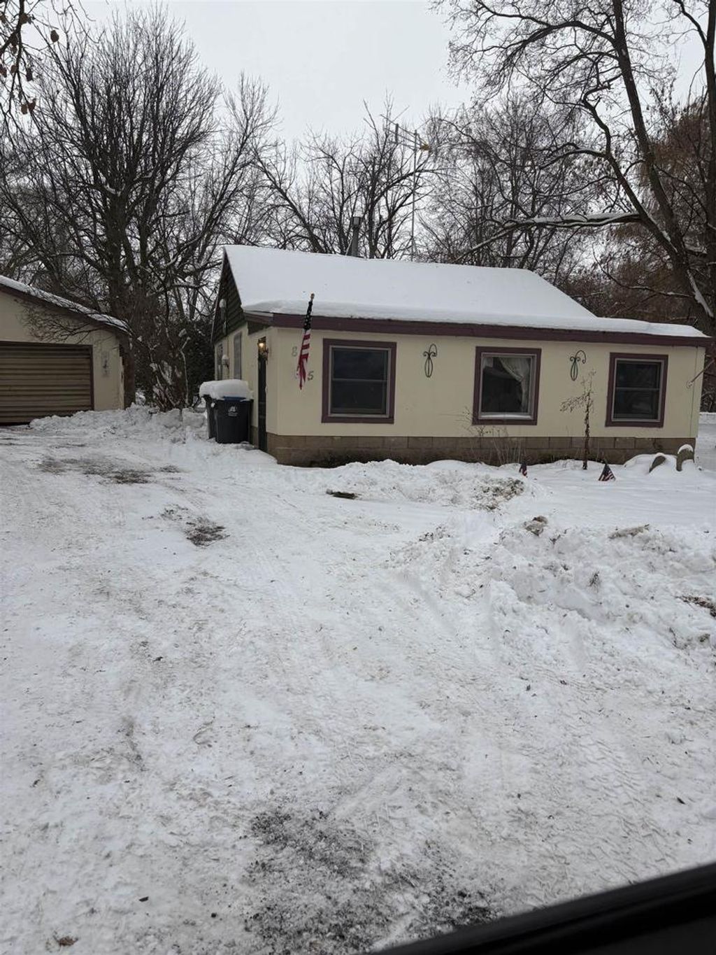 Photo of 825 Spruce STREET, Winneconne, WI 54986 (MLS # 50319175)