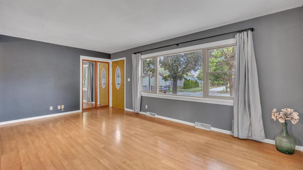 Photo of 521 Prospect AVENUE, Sheboygan Falls, WI 53085 (MLS # 1948390)