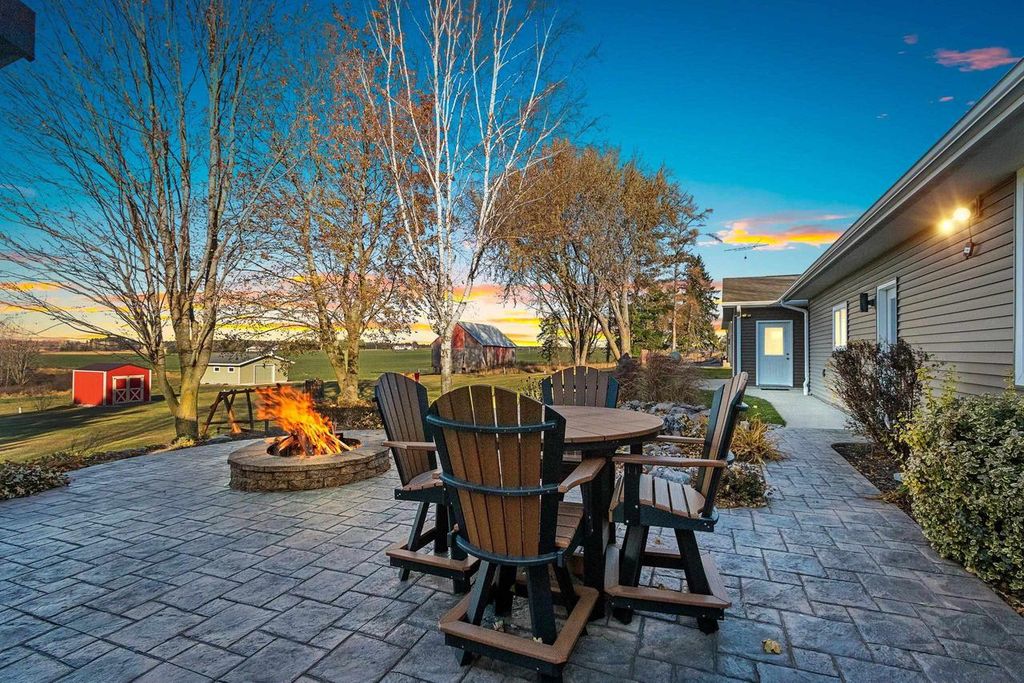 Photo of N5595 Locust ROAD, Shawano, WI 54166 (MLS # 50318231)