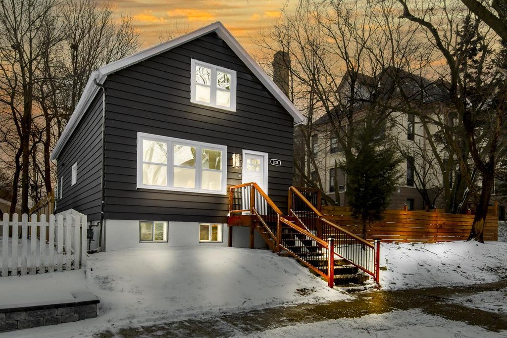 Photo of 2128 S Mound STREET, Milwaukee, WI 53207 (MLS # 1947627)