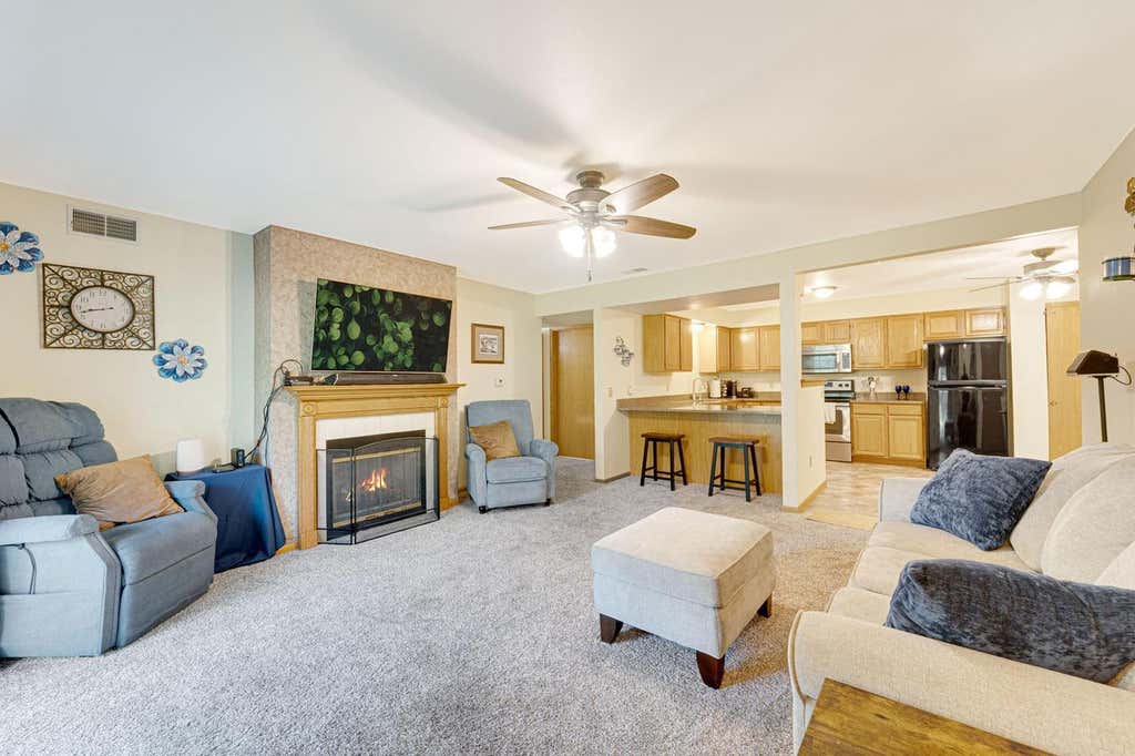 Photo of 1926 Parknoll LANE, Port Washington, WI 53074 (MLS # 1977749)