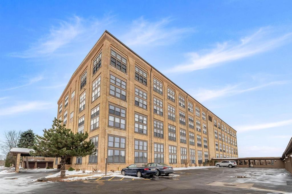 Photo of 1545 Arboretum DRIVE #327, Oshkosh, WI 54901 (MLS # 50321024)