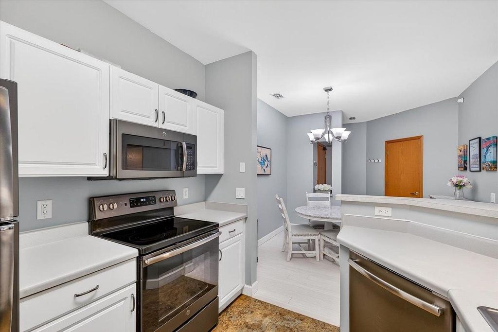 Photo of 10 Kings Mill CIRCLE #309, Madison, WI 53718 (MLS # 2019602)