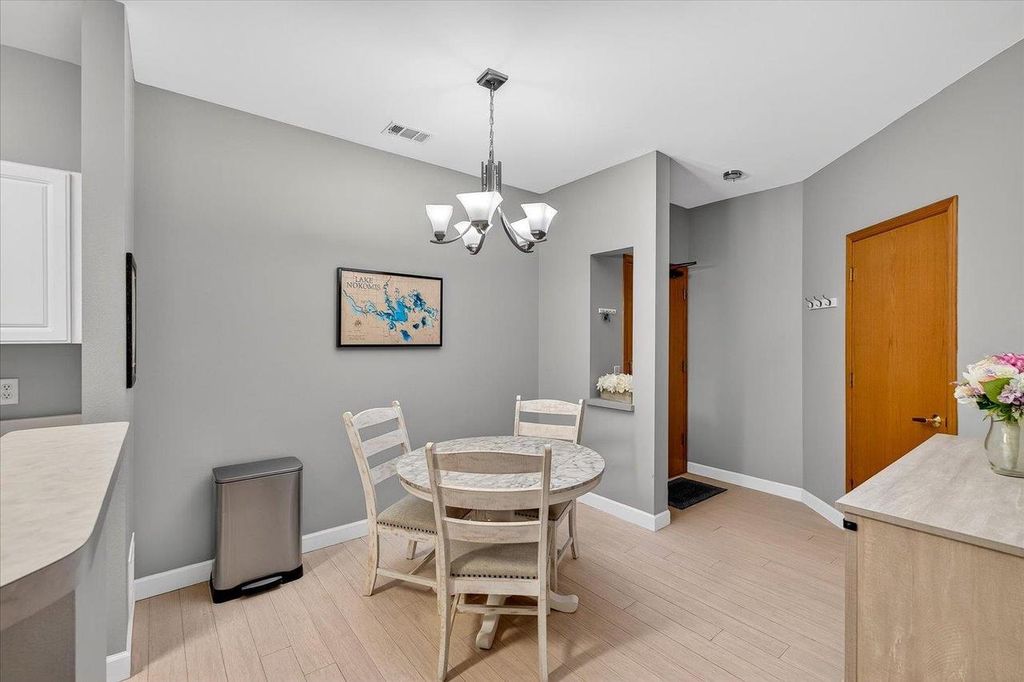 Photo of 10 Kings Mill CIRCLE #309, Madison, WI 53718 (MLS # 2019602)