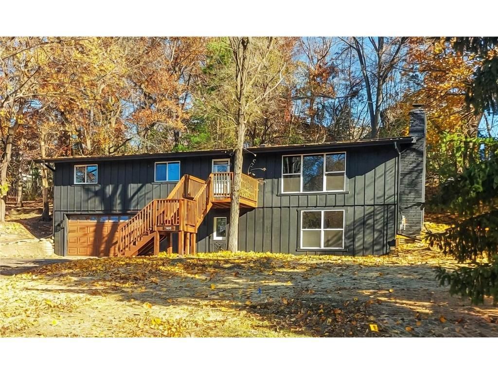 Photo of 1029 Sommers STREET, Hudson, WI 54016 (MLS # 6816927)