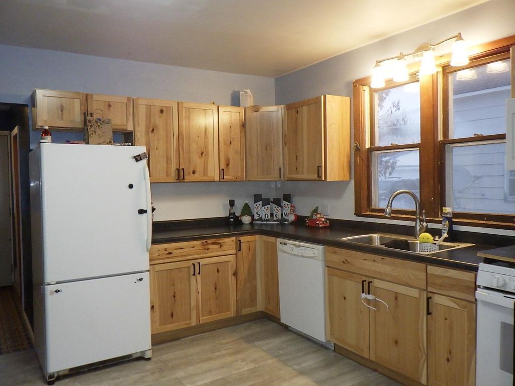 Photo of 5551 Downtown LANE, Gillett, WI 54124 (MLS # 50319366)