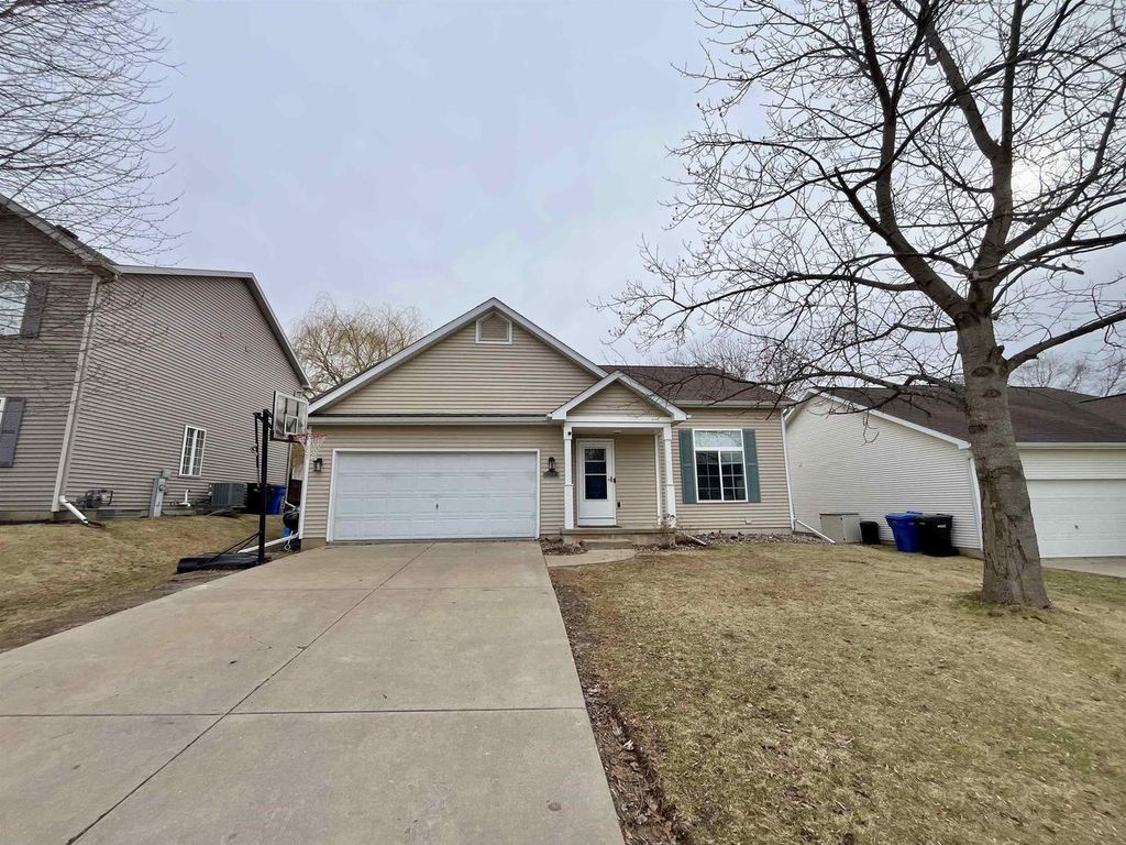 Photo of 534 Goldenrod CIRCLE, Verona, WI 53593 (MLS # 2018433)