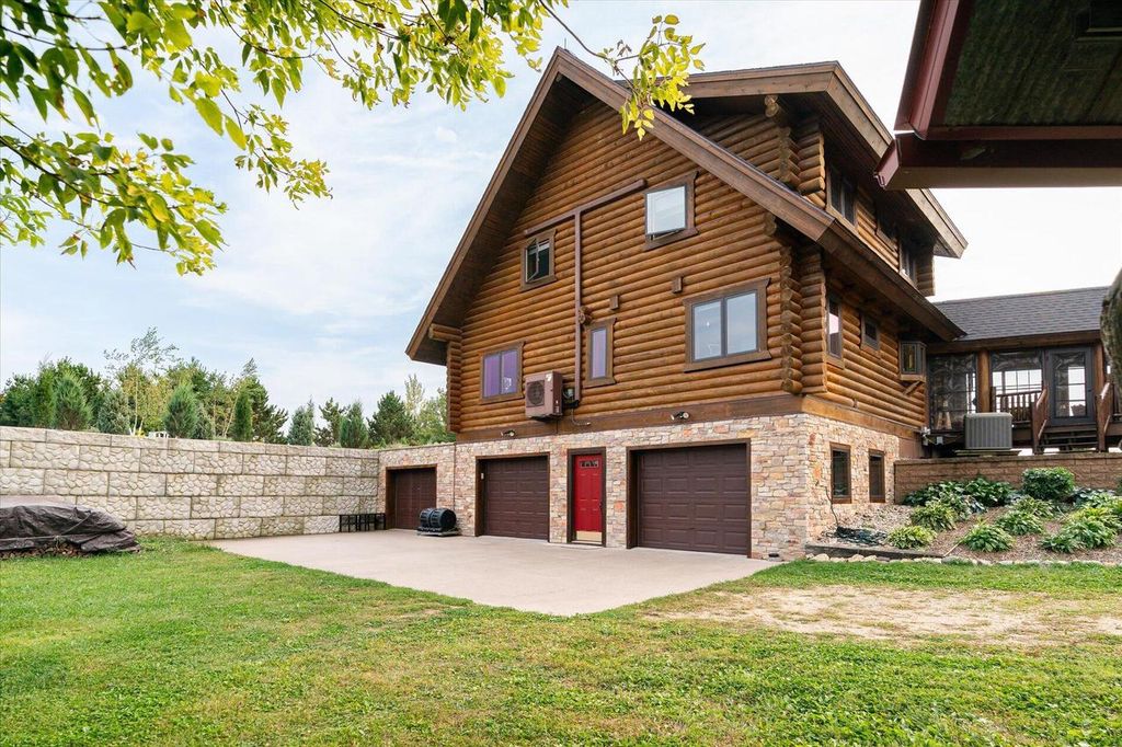 Photo of 65416 DeSoto Bluffs DRIVE, De Soto, WI 54624 (MLS # 1935876)