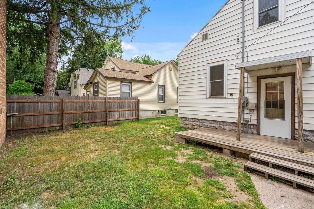 Photo of 440 4th S STREET, Wisconsin Rapids, WI 54494 (MLS # 50329898)
