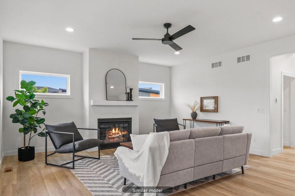 Photo of 1422 Stonehaven DRIVE, Sun Prairie, WI 53590 (MLS # 2023672)
