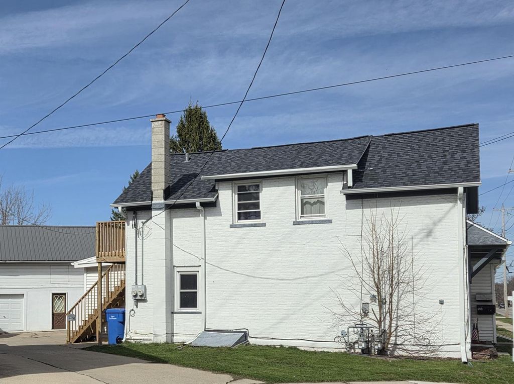 Photo of 600 N 4th STREET, Watertown, WI 53098 (MLS # 2020430)