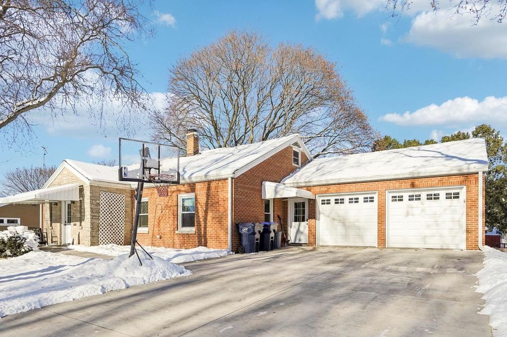 Photo of 203 South STREET, Juneau, WI 53039 (MLS # 2013462)