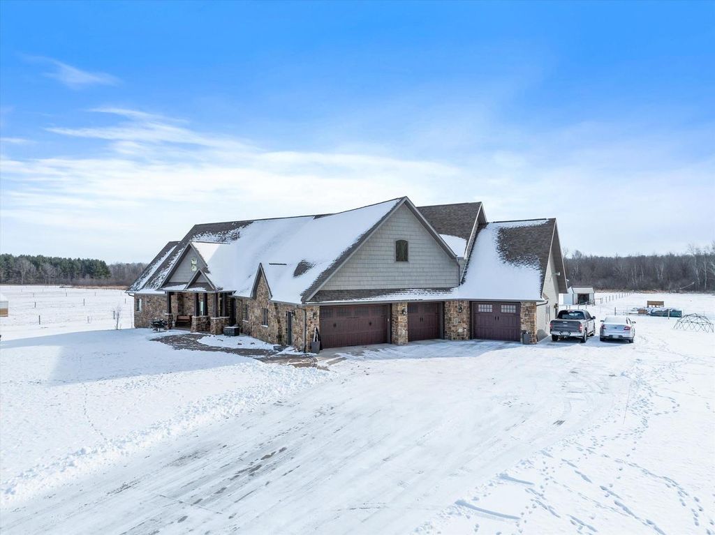 Photo of 9073 Richfield DRIVE, Marshfield, WI 54449 (MLS # 22600981)