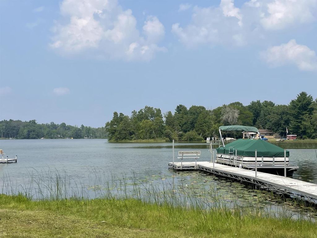 Photo of W6784 Porters Lake ROAD, Wautoma, WI 54982 (MLS # 50321091)