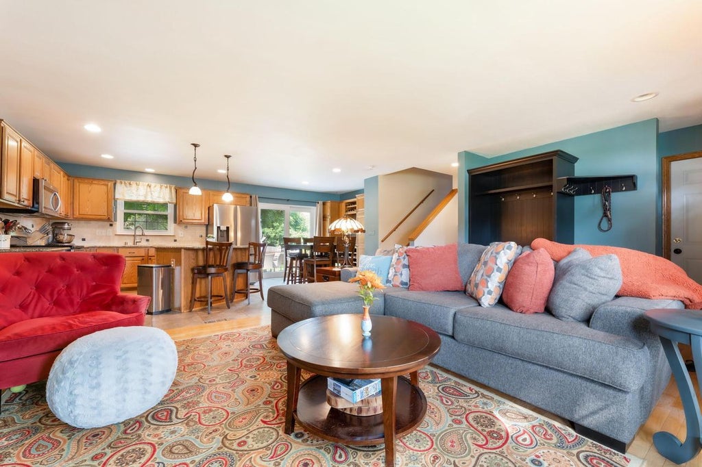Photo of 2114 Somerset COURT, Waukesha, WI 53186 (MLS # 1978207)