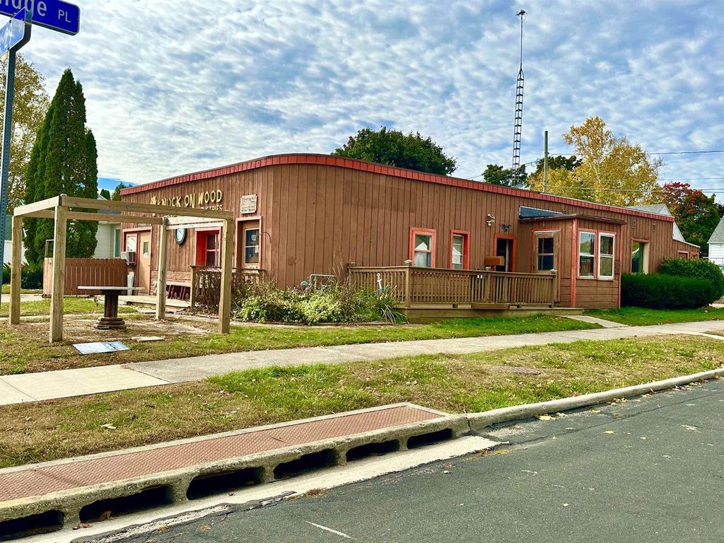 Photo of 502 S 29th STREET, Manitowoc, WI 54220 (MLS # 50316719)