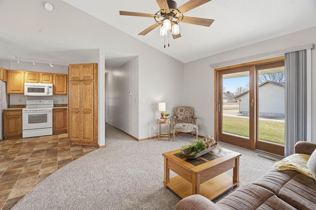 Photo of 405 W Hawthorne DRIVE, Waupun, WI 53963 (MLS # 50322709)