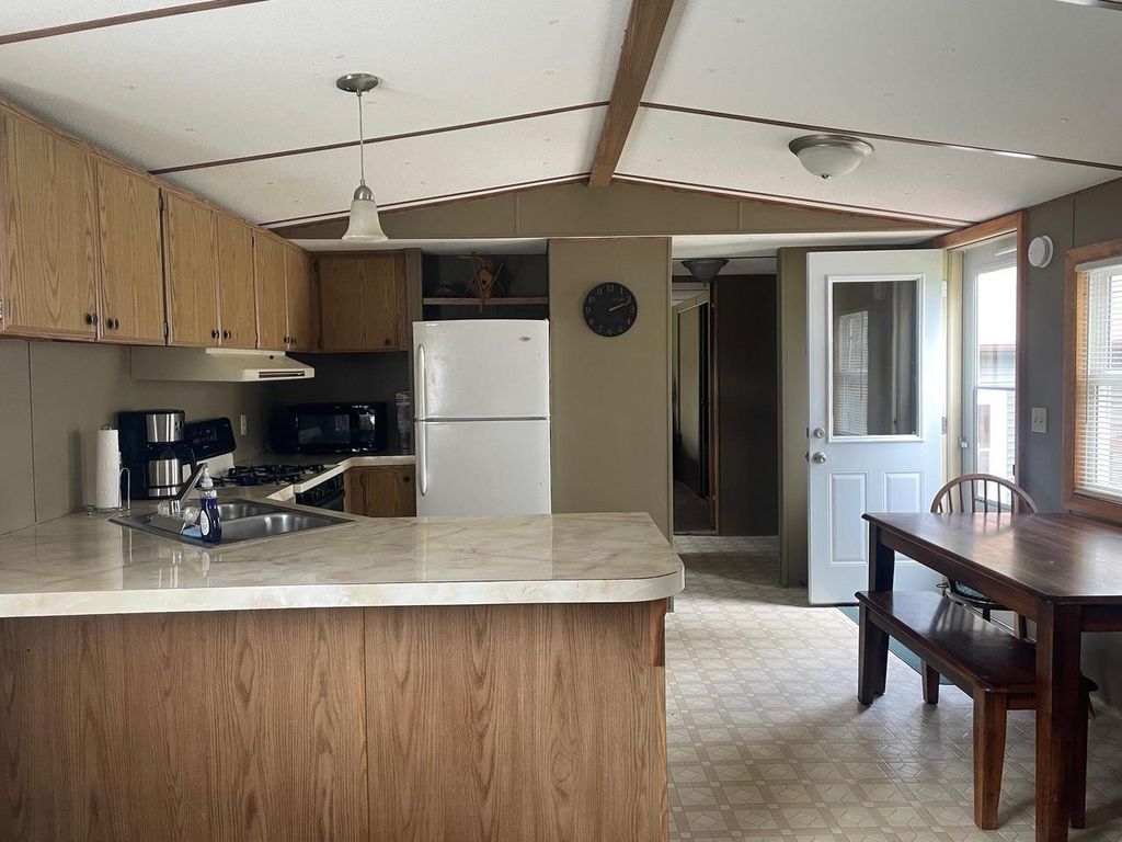 Photo of 15740 E Chain Lake ROAD, Lakewood, WI 54138 (MLS # 50325154)