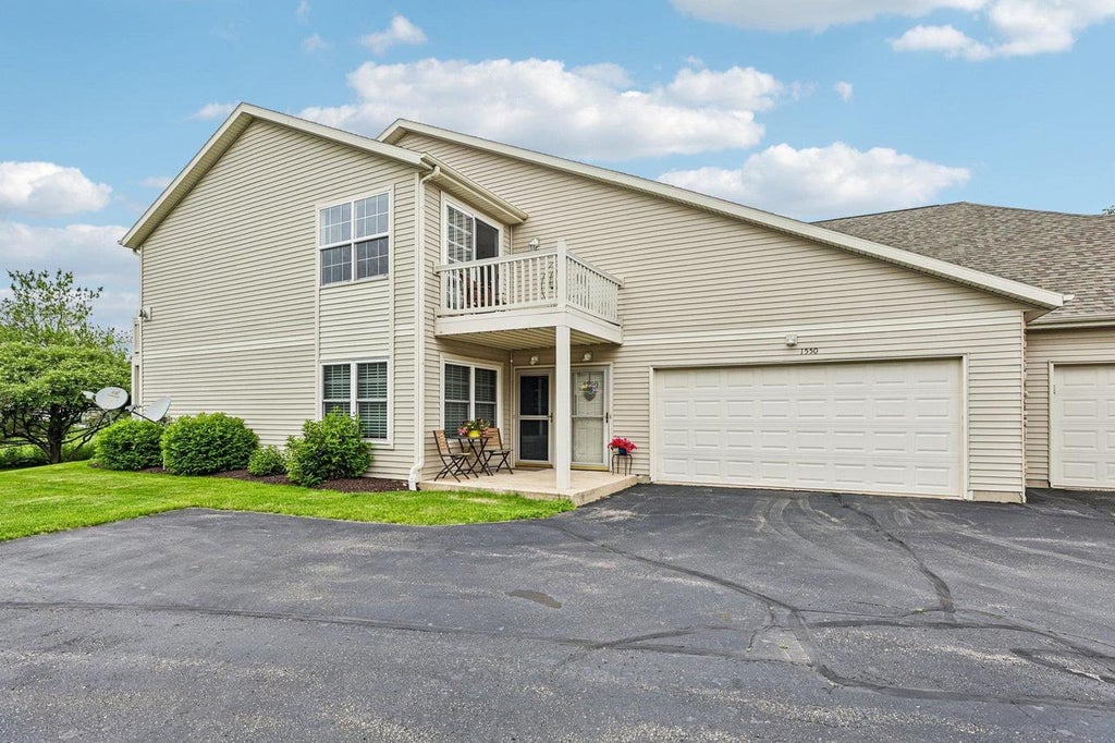Photo of 1550 Sienna Crossing #42, Janesville, WI 53546 (MLS # 2029592)