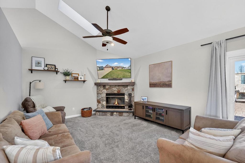 Photo of W199N17111 Ridgeway DRIVE, Jackson, WI 53037 (MLS # 1955255)