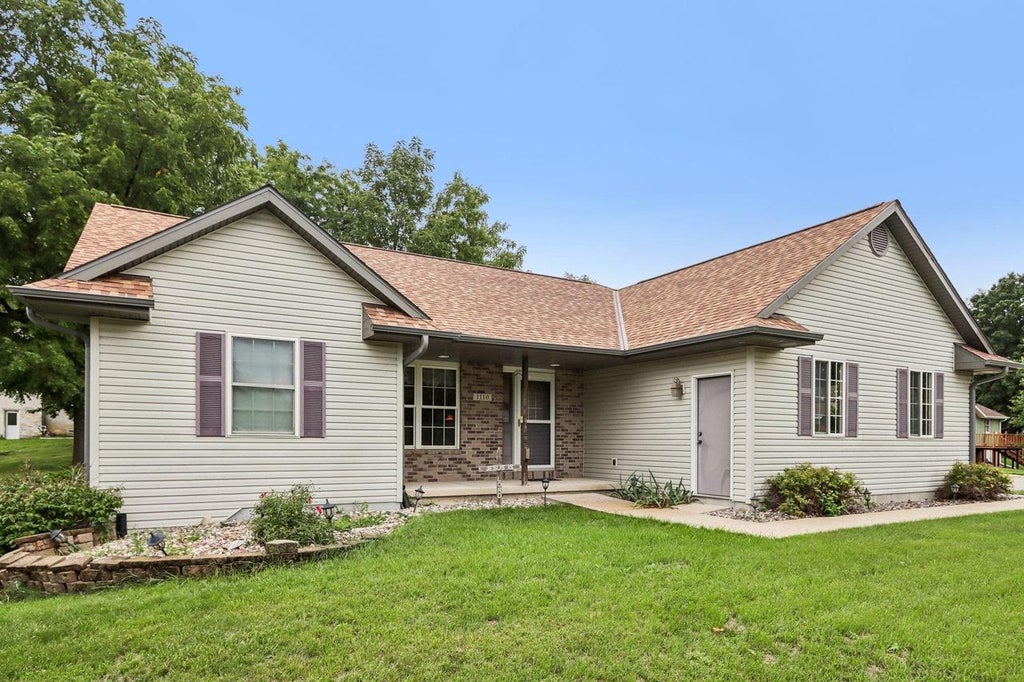 Photo of 1110 Gruennert COURT, Jefferson, WI 53549 (MLS # 2033099)