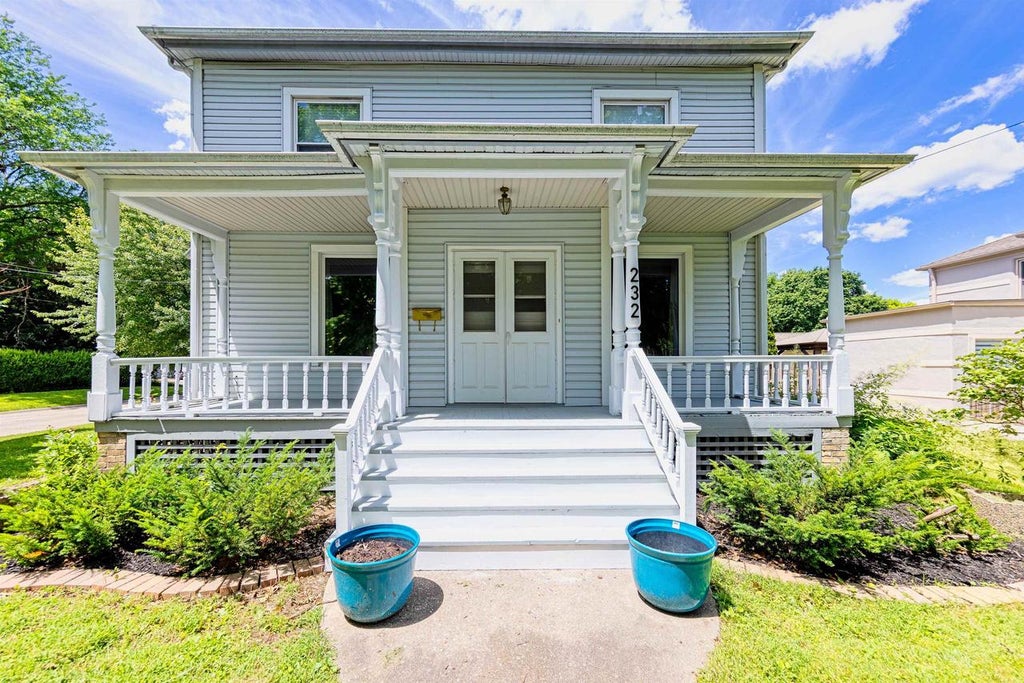 Photo of 232 Forest Park BOULEVARD, Janesville, WI 53545 (MLS # 2026006)