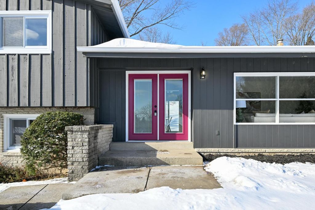 Photo of 5135 S Menard DRIVE, New Berlin, WI 53151 (MLS # 1948158)